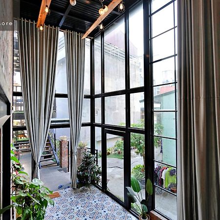 Private Room In Halong City Center - Hanz Almor1 Халонг Экстерьер фото