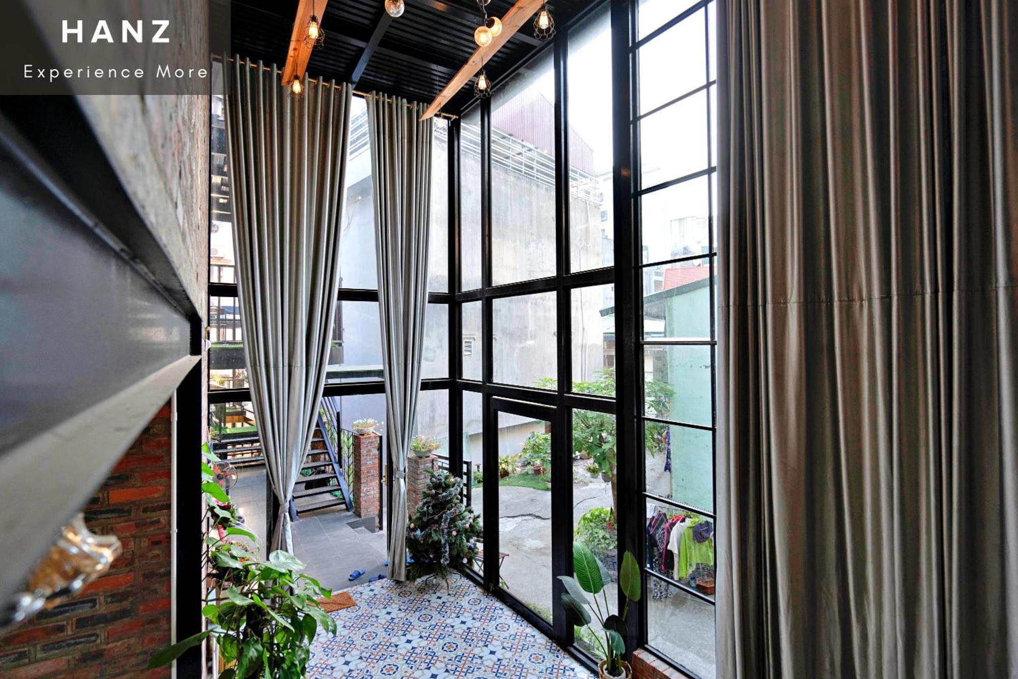Private Room In Halong City Center - Hanz Almor1 Халонг Экстерьер фото