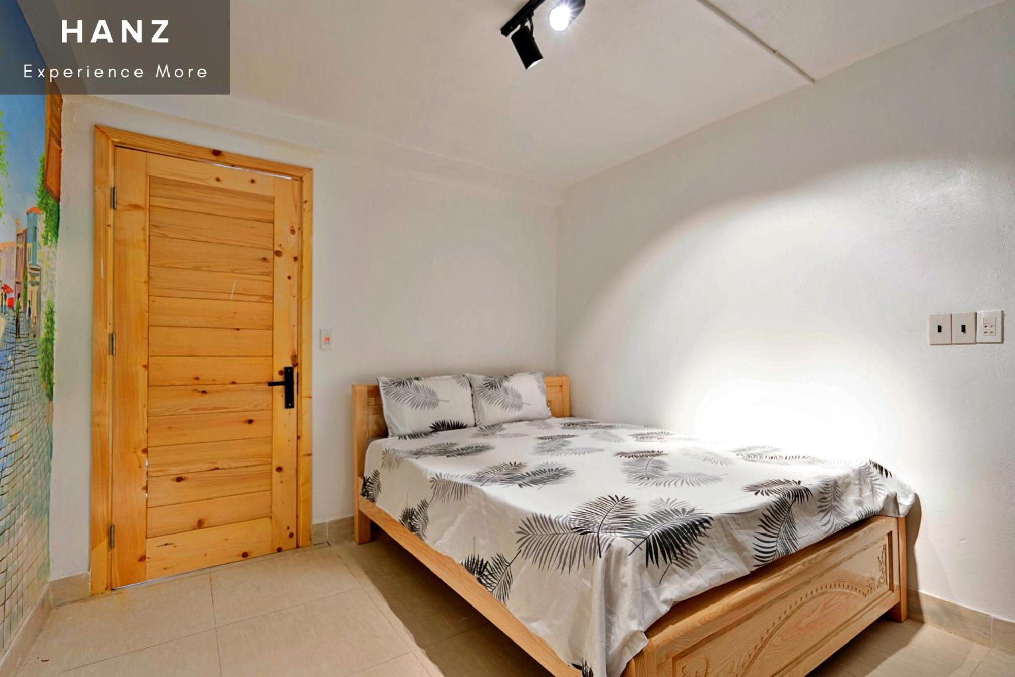 Private Room In Halong City Center - Hanz Almor1 Халонг Экстерьер фото